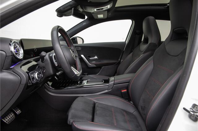 Mercedes-Benz A-KLASSE 200 AMG Premium, Pano, Nightpack, Facelift, Widescreen, Sfeerverlichting