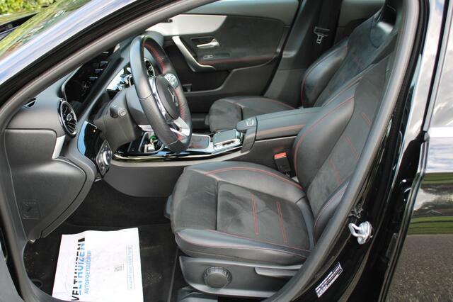 Mercedes-Benz A-KLASSE 180 136pk Business AMG Upgrade ECC/cruise/camera/navi