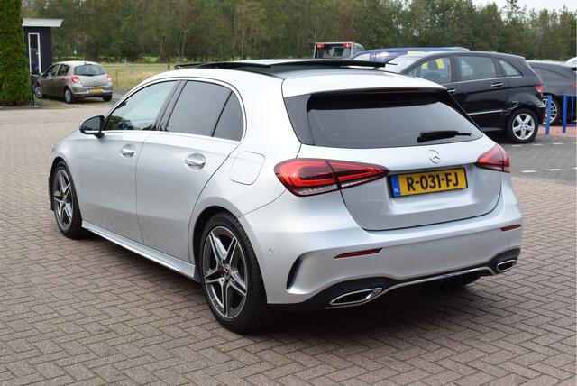 Mercedes-Benz A-KLASSE 180 AMG Line Panoramadak Automaat