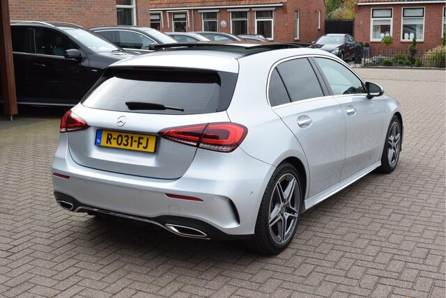Mercedes-Benz A-KLASSE 180 AMG Line Panoramadak Automaat