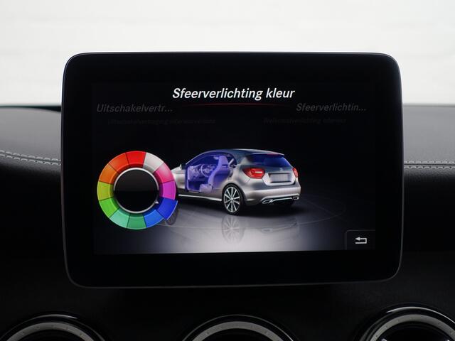 Mercedes-Benz A-KLASSE 180 AMG White Art Edition Aut- Night Package, Sfeerverlichting, Camera, Keyless, Xenon Led, Dynamic Select