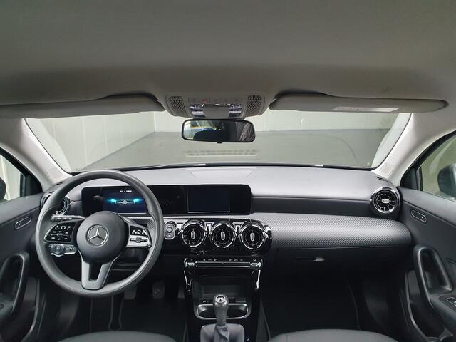 Mercedes-Benz A-KLASSE 160 NAVI/CRUISE/AIRCO/LMV
