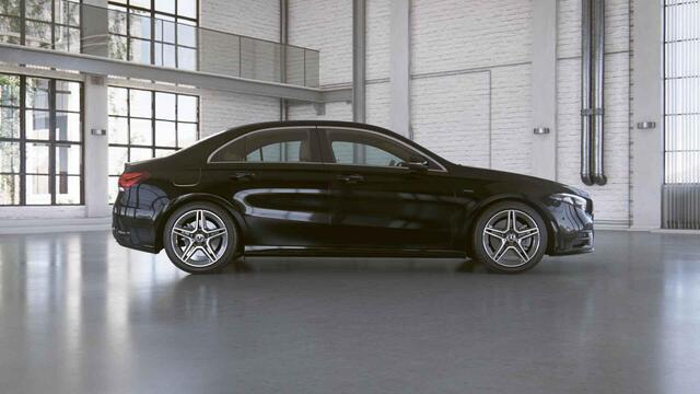 Mercedes-Benz A-KLASSE 250 e | AMG | Parktronic |Appel Carplay | 18" lichtmetalen velgen |
