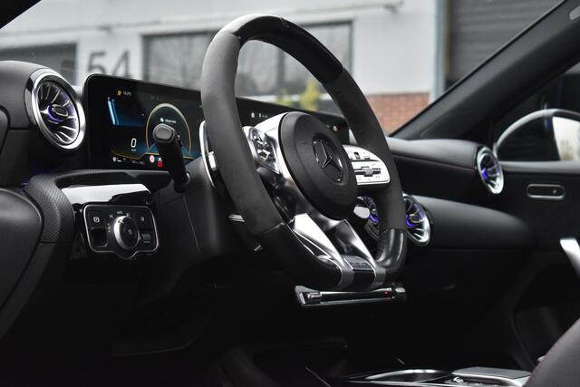 Mercedes-Benz A-KLASSE AMG 45 S 4MATIC+ Lane Pano ACC Camera