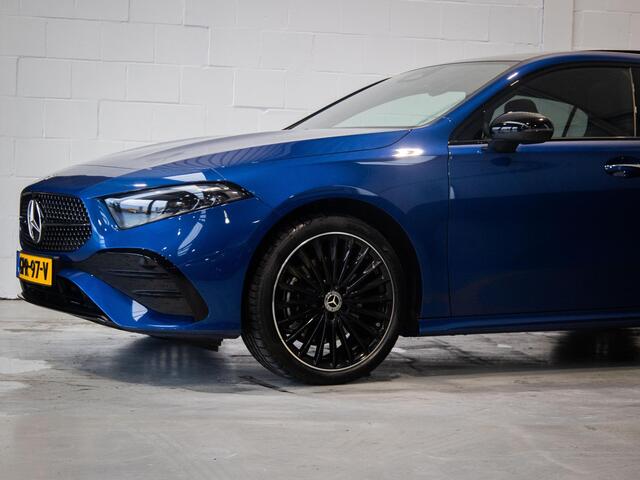 Mercedes-Benz A-KLASSE 250 e Star Edition AMG Line Panorama dak