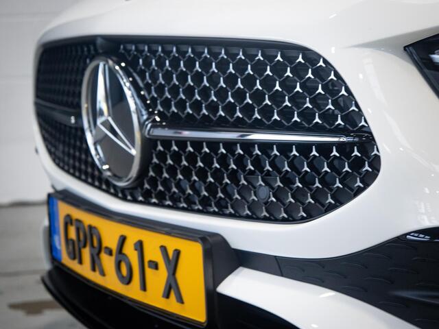 Mercedes-Benz A-KLASSE 250 e Star Edition AMG Line Panorama dak