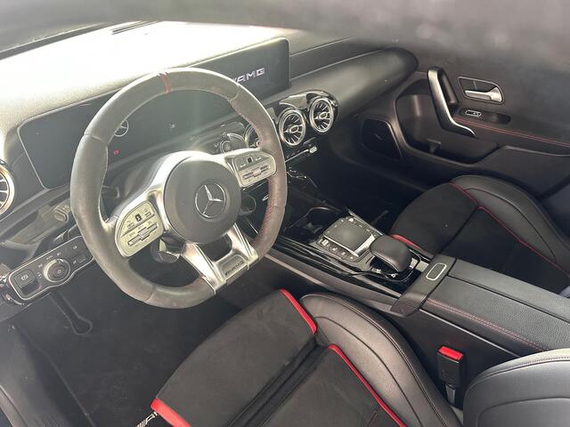 Mercedes-Benz A-KLASSE AMG 35 4MATIC PERFORMANCE STOELEN