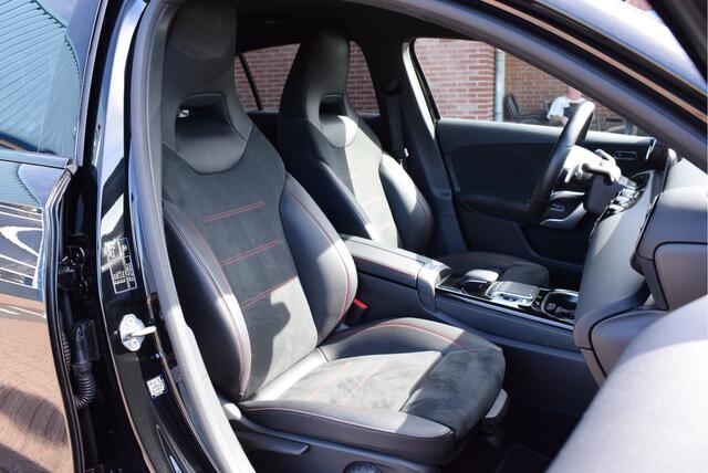 Mercedes-Benz A-KLASSE 220 Launch Edition AMG