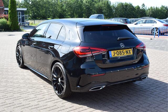Mercedes-Benz A-KLASSE 220 Launch Edition AMG