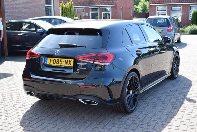 Mercedes-Benz A-KLASSE 220 Launch Edition AMG