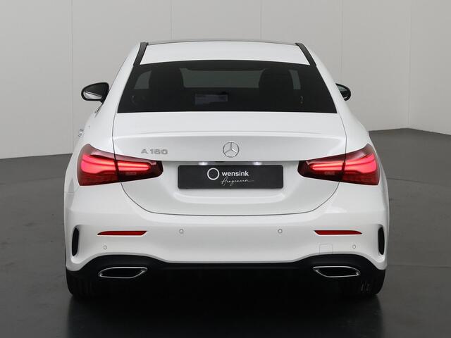 Mercedes-Benz A-KLASSE 180 Limousine Star Edition AMG Line 180 Star Edition AMG Line | Nightpakket | Apple Car Play | Panoramadak | 18-Inch | Stoelverwarming | Keyless Go | Multibeam LED |