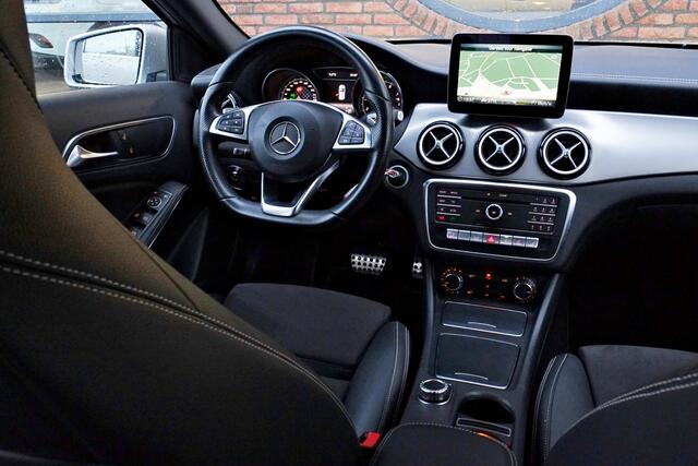 Mercedes-Benz A-KLASSE 180 Business Solution AMG