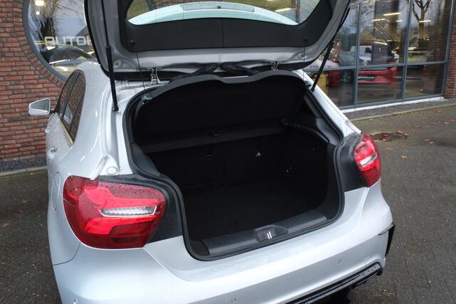 Mercedes-Benz A-KLASSE 180 Business Solution AMG