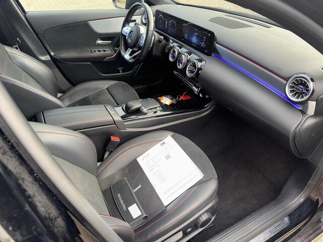 Mercedes-Benz A-KLASSE 180 d Premium Alcantara/Navi/Cam/Cruise/DAB
