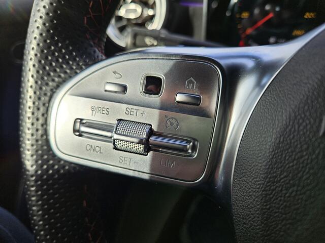 Mercedes-Benz A-KLASSE 250 e AMG Line Plug In Hybrid PHEV | Widescreen Navi | Camera | Sfeerverlichting | Apple Carplay | Alcantara Sportstoelen Verwarmd | DAB |