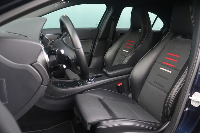 Mercedes-Benz A-KLASSE BWJ 2017 160 102 PK Ambition AUTOMAAT / LED KOPLAMPEN / SPORTSTOELEN / HALF LEDER / CRUISE / NAVI / PDC / LMV /