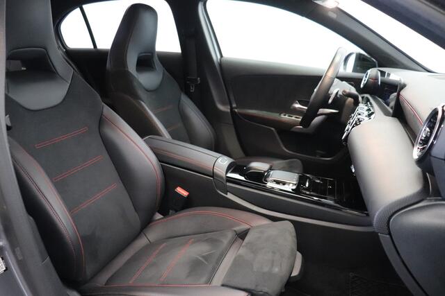 Mercedes-Benz A-KLASSE 180 Business Solution AMG Night Upgrade | CAMERA | NAVI | CRUISE | ¤ 19.900,- Incl. BTW