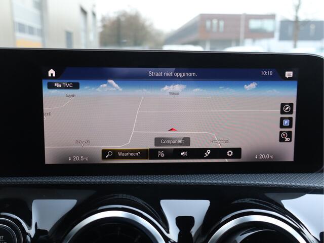 Mercedes-Benz A-KLASSE 180 Business Solution AMG Night Upgrade NL-Auto!! Led verlichting I Camera