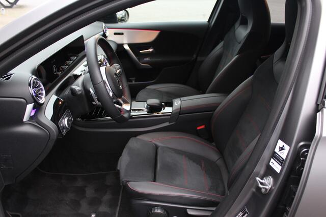 Mercedes-Benz A-KLASSE 180 Business Solution AMG | sfeerverl | Aut |