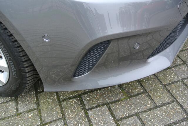 Mercedes-Benz A-KLASSE 180 Business Solution | NAVI | CAMERA | APPLE CARPLAY | PDC | STOELVERW |