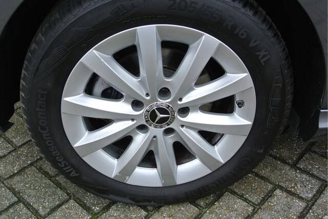 Mercedes-Benz A-KLASSE 180 Business Solution | NAVI | CAMERA | APPLE CARPLAY | PDC | STOELVERW |