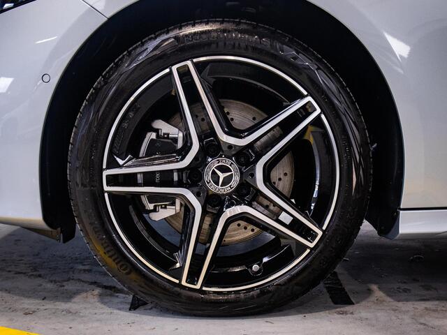 Mercedes-Benz A-KLASSE 250 e AMG Line Panorama dak