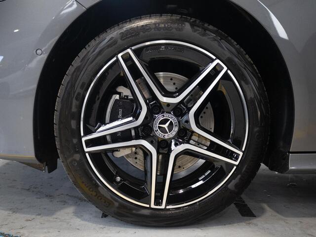 Mercedes-Benz A-KLASSE 250 e Star Edition AMG Line Panorama dak