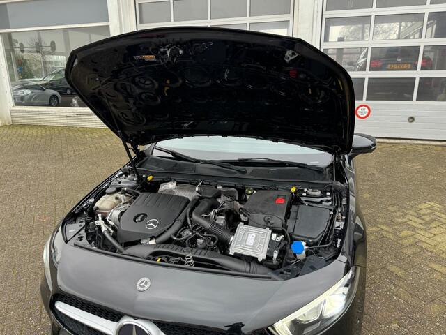 Mercedes-Benz A-KLASSE 200 PREMIUM PLUS