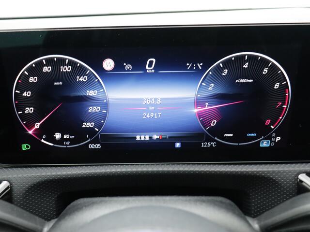 Mercedes-Benz A-KLASSE 180 Business Line | Achteruitrijcamera| Navigatie| Leren bekleding | Dooiehoekdetectie| Stoelverwarming | Inclusief 24 maanden MB Certified garantie voor Europa.