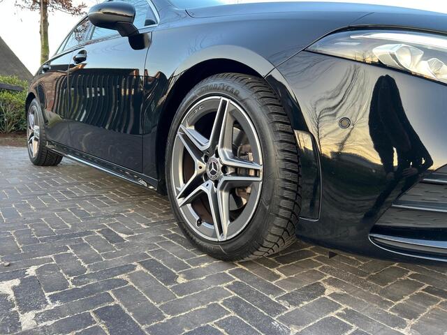 Mercedes-Benz A-KLASSE 180 Business Solution AMG Widescreen | Stoelverwarming | Camera | NL-Auto |
