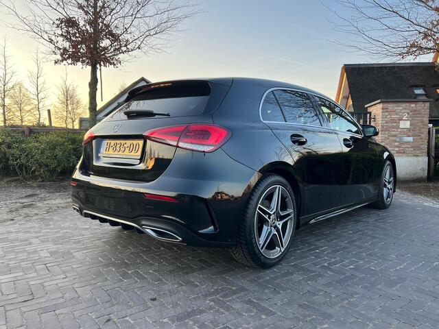 Mercedes-Benz A-KLASSE 180 Business Solution AMG Widescreen | Stoelverwarming | Camera | NL-Auto |