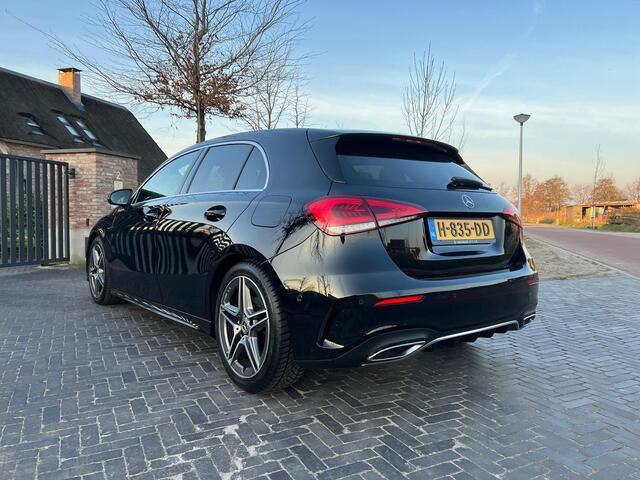 Mercedes-Benz A-KLASSE 180 Business Solution AMG Widescreen | Stoelverwarming | Camera | NL-Auto |
