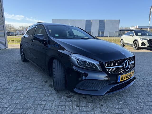 Mercedes-Benz A-KLASSE A200 156 PK Automaat Motorsport Edition AMG-Line Panoramadak Carplay ABC Uitlaatklep met Afstandbediening Elek. Stoelverstelling Night Pakket