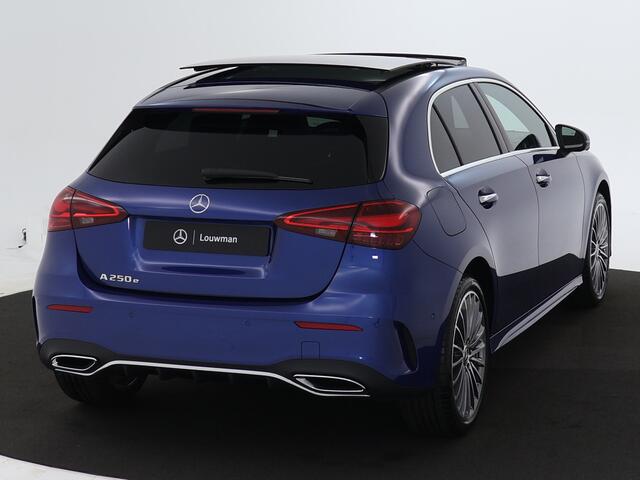 Mercedes-Benz A-KLASSE 250 e AMG Line Plus LIMITED Edition | URBAN GUARD vehicle protection | Dodehoekassistent | Parkeerpakket met 360°-camera | Extra USB-poorten | KEYLESS GO | MULTIBEAM LED | Draadloos oplaadsysteem voor smartphone |