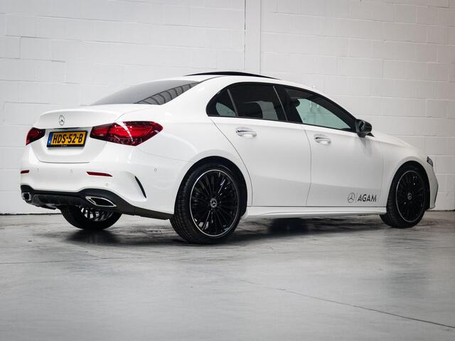 Mercedes-Benz A-KLASSE 180 Star Edition AMG Line Panorama dak
