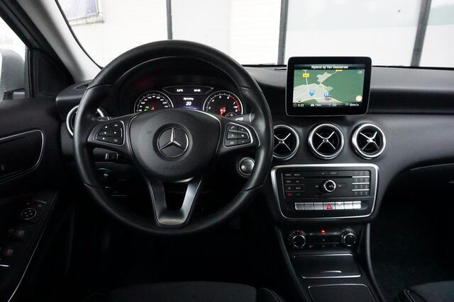 Mercedes-Benz A-KLASSE 160 Ambition DCT | A160 | Navig | Sportstoelen