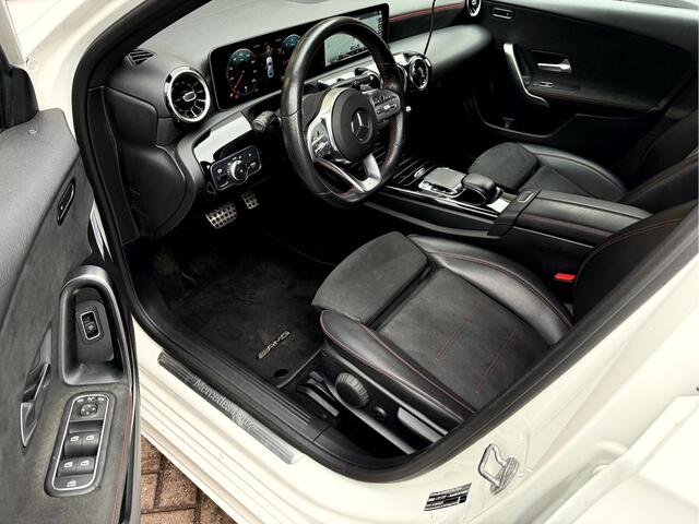 Mercedes-Benz A-KLASSE 180 Solution AMG Panoramadak, WideScreen, Camera