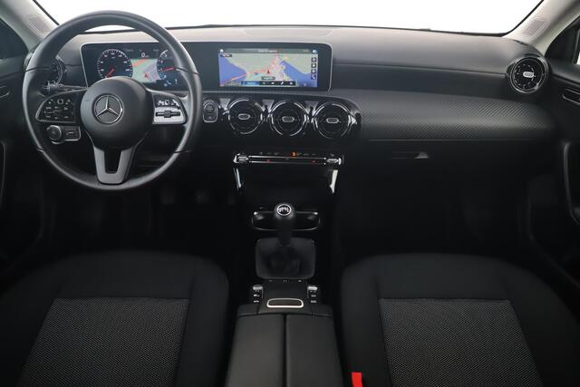 Mercedes-Benz A-KLASSE 160 Business Solution Full LED Widescreen Stoelverwarming Navigatie Achteruitrijcamera Clima Cruise Bluetooth