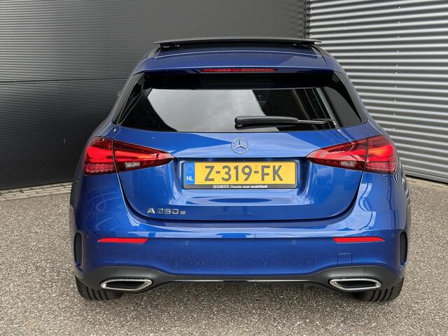 Mercedes-Benz A-KLASSE 250 e AMG | Panoramadak | Nightpakket | Burmester |