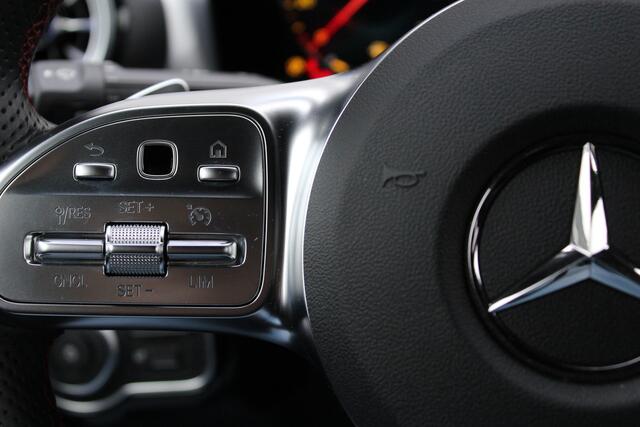 Mercedes-Benz A-KLASSE 180 Business Solution AMG | Cruise | Stoelver | Trekhaak |