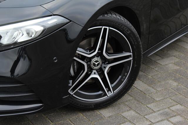Mercedes-Benz A-KLASSE 180 Business Solution AMG | Cruise | Stoelver | Trekhaak |