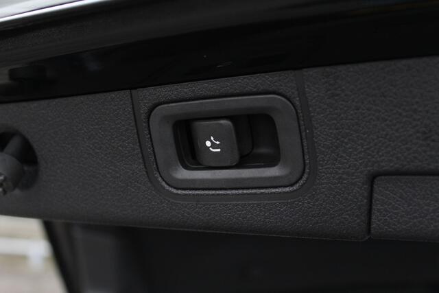 Mercedes-Benz A-KLASSE 180 Business Solution AMG | Cruise | Stoelver | Trekhaak |