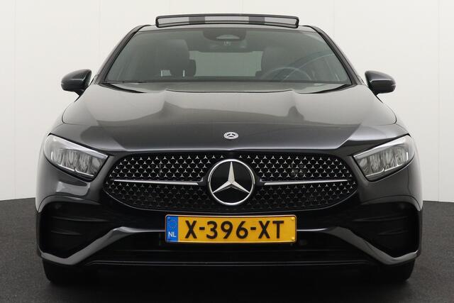 Mercedes-Benz A-KLASSE 250e AMG Pano-dak Adapt. Cruise 19' LMV Dodehoek