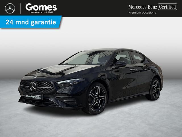 Mercedes-Benz A-KLASSE Limousine 250 e Star Edition AMG Line | Night Pakket | Panoramadak | Dodehoekassistent | MULTIBEAM LED koplampen | Stoelverwarming | Sfeerverlichting | Achteruitrijcamera | Parkeersensoren | Showmodel