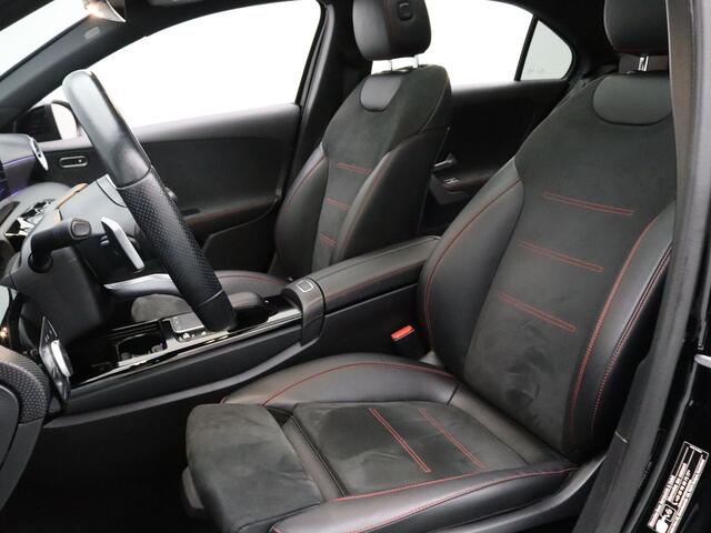 Mercedes-Benz A-KLASSE 250 e Business Solution AMG Limited 360° Camera | Cruise | Parkeersens. v+a | Stoelverw. | Panoramadak