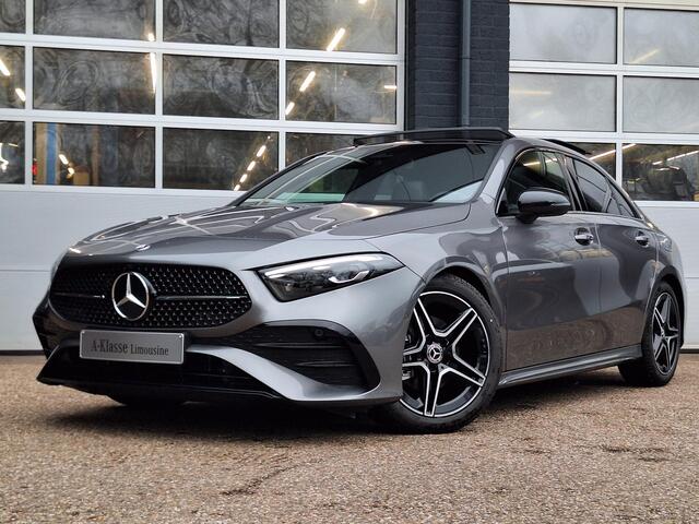 Mercedes-Benz A-KLASSE Limousine 180 Star Edition AMG Line | Night Pakket | Winter Pakket | Panoramadak | Dodehoekassistent | MULTIBEAM LED koplampen | Stoelverwarming | Stuurverwarming | Sfeerverlichting | Achteruitrijcamera | Showmodel