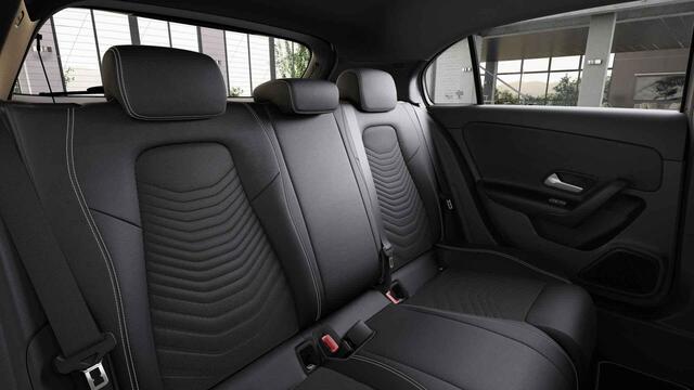 Mercedes-Benz A-KLASSE Hatchback 180 Business Solution