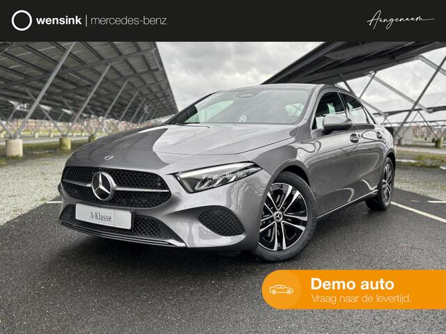 Mercedes-Benz A-KLASSE 180 Star Edition | Widescreen | Parkeercamera | Stoelverwarming | Apple carplay/Android auto | LED |