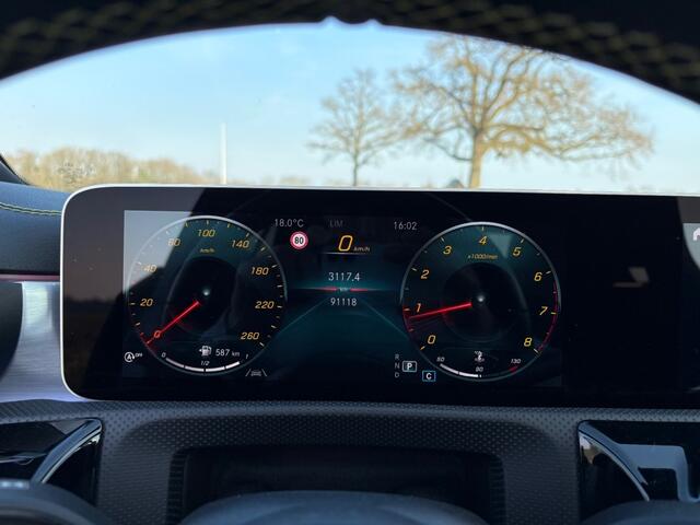 Mercedes-Benz A-KLASSE 200 AMG / EDITION 1 / NIGHT EDITION / BOMVOLL