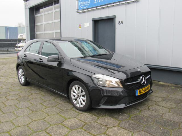 Mercedes-Benz A-KLASSE 180 Business Solution camera 1e eigenaar.